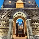 Porta Napoli Holidays *
