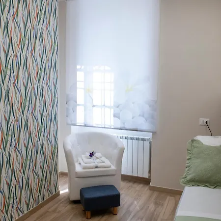 Porta Napoli Holidays * Σουλμόνα
