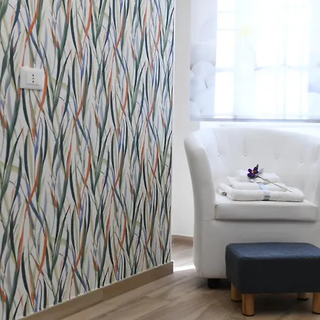 Porta Napoli Holidays