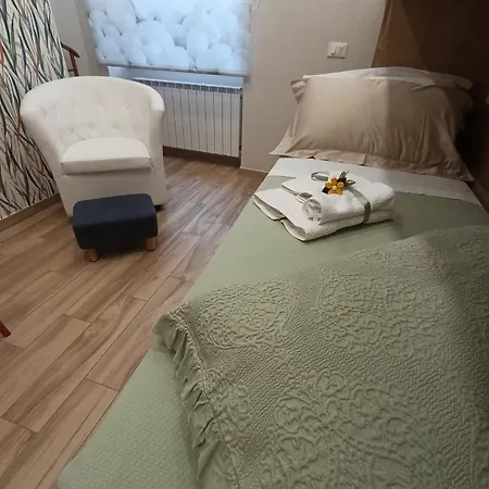 Porta Napoli Holidays Holiday home Sulmona
