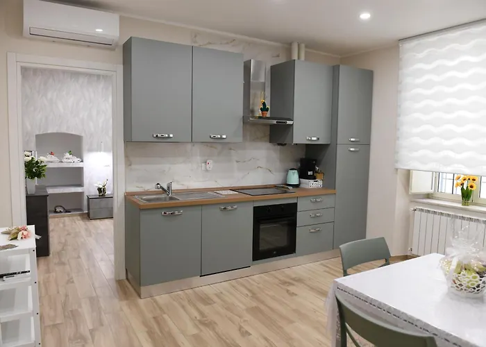 Porta Napoli Holidays *